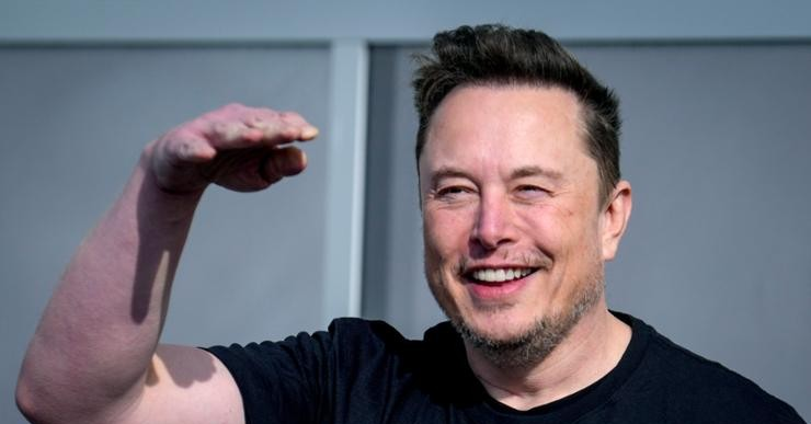 Elon Musk nhận lương 56 tỷ USD, tự tin Tesla sẽ giá trị gấp 8 lần Apple