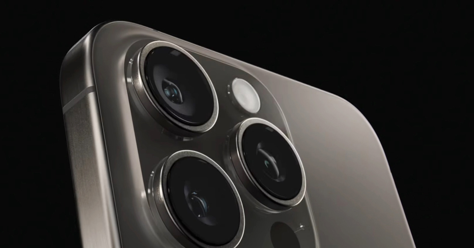 iPhone 16 Pro Max: 4 tính năng camera nâng tầm siêu phẩm