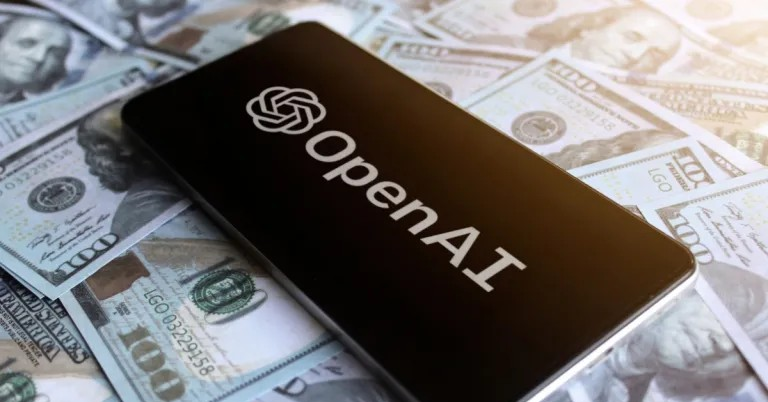 OpenAI có thể lỗ 44 tỷ USD đến năm 2028