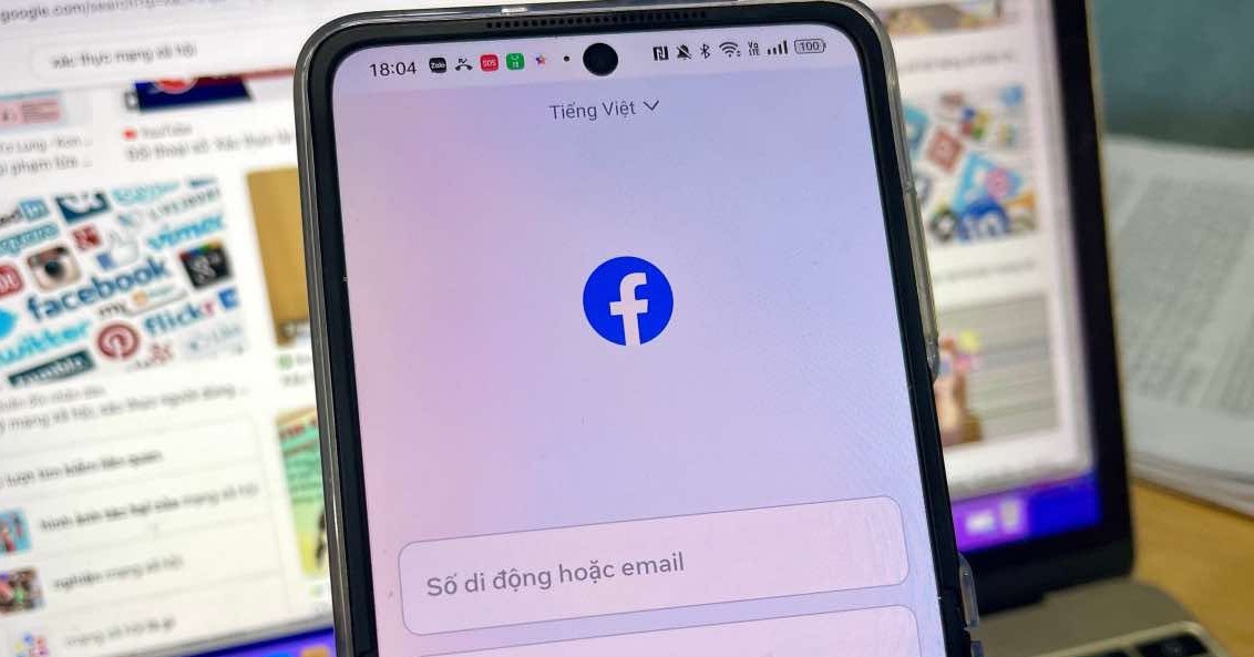 Cách xác thực tài khoản Facebook, Tiktok để không bị khóa sau ngày 25/12